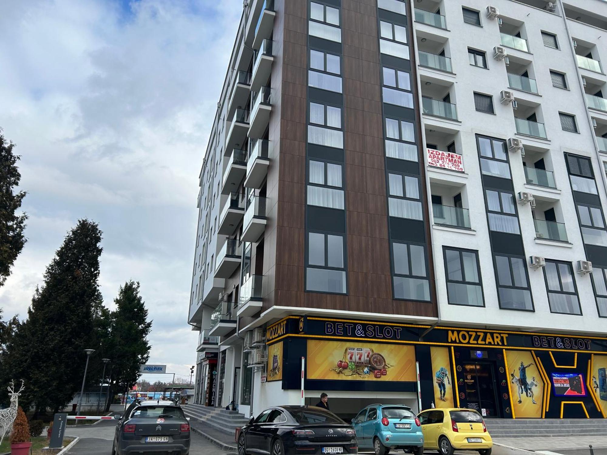 Aparthotel De Lux Nedeljkovic Jagodina Zewnętrze zdjęcie