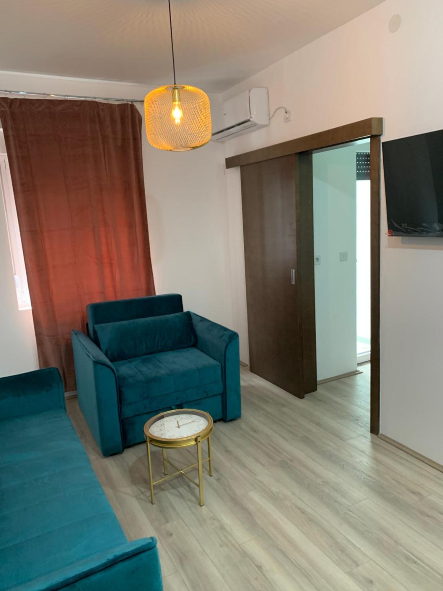 Aparthotel De Lux Nedeljkovic Jagodina Zewnętrze zdjęcie