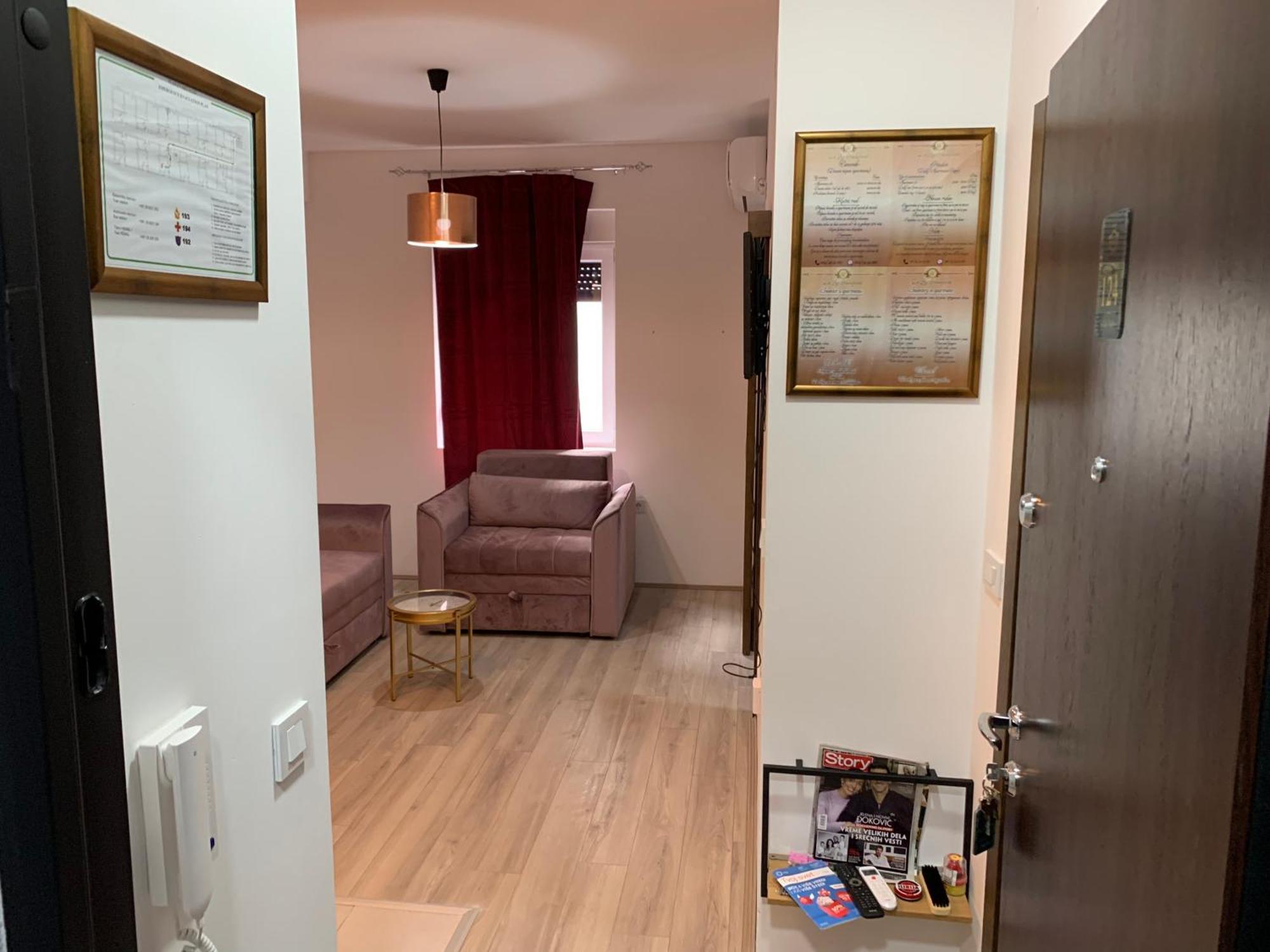 Aparthotel De Lux Nedeljkovic Jagodina Zewnętrze zdjęcie