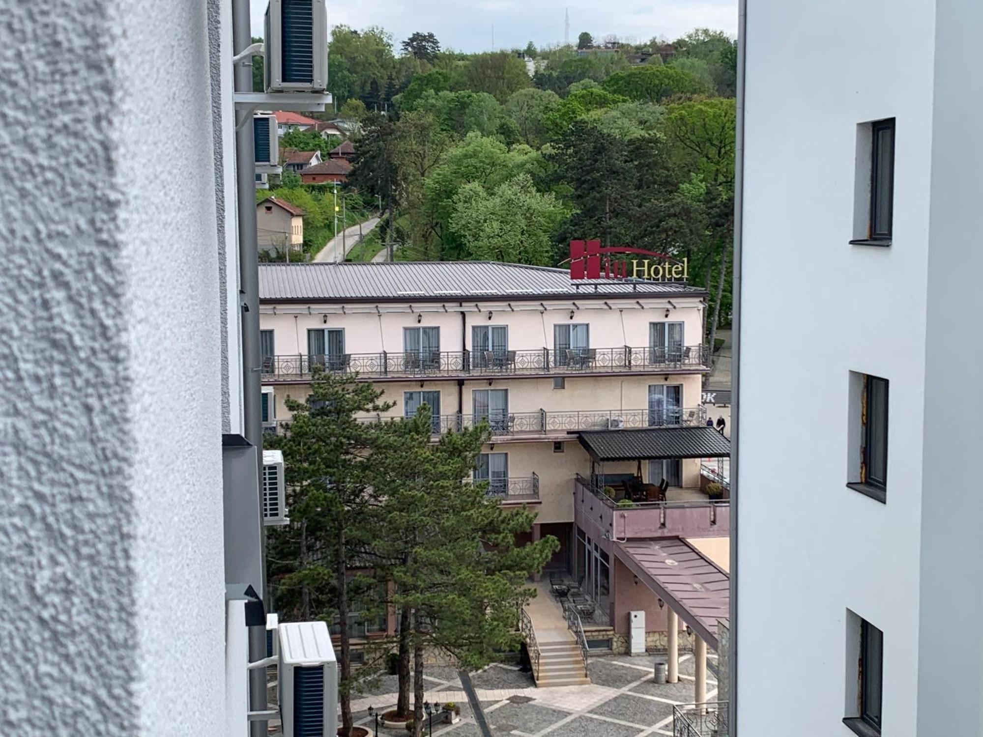 Aparthotel De Lux Nedeljkovic Jagodina Zewnętrze zdjęcie